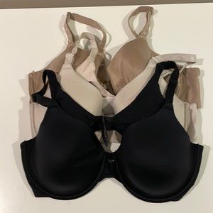 3 Warner’s 38C Bras